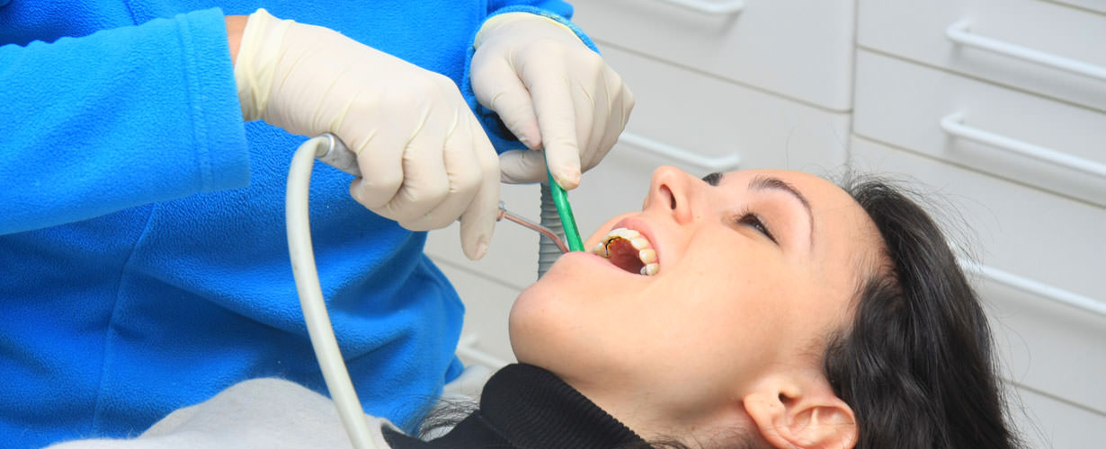 tratamiento-ortodoncia-sobre-paciente